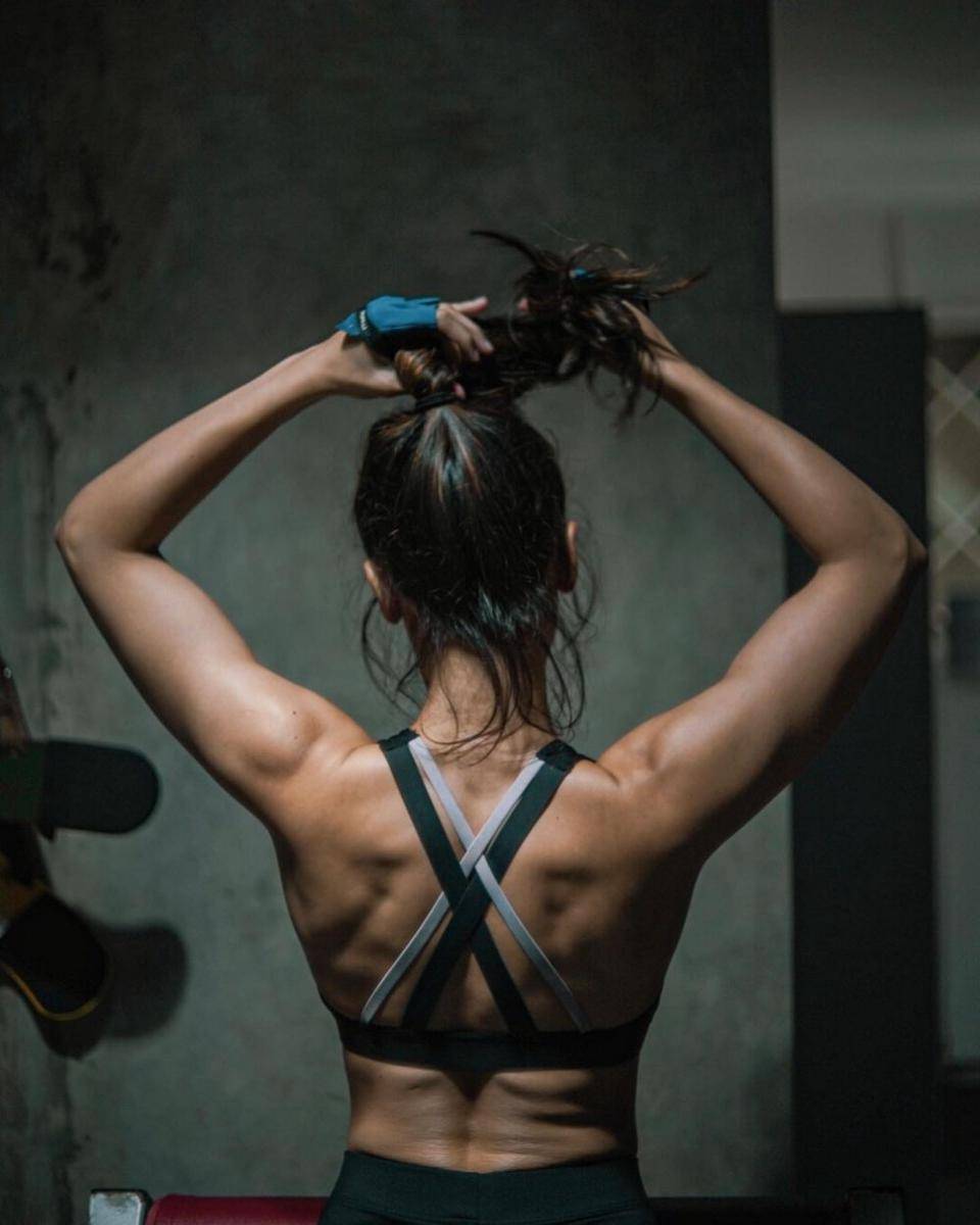 instagram.com/pevpearce