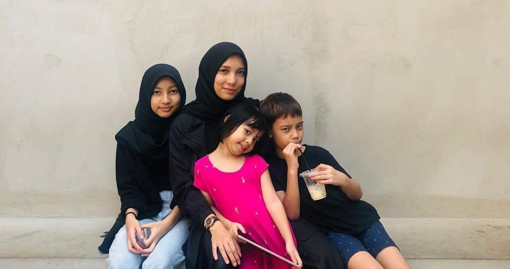 Ide Nama dari Anak Desainer Jenahara Nasution, Unik dan Berbahasa Kuno