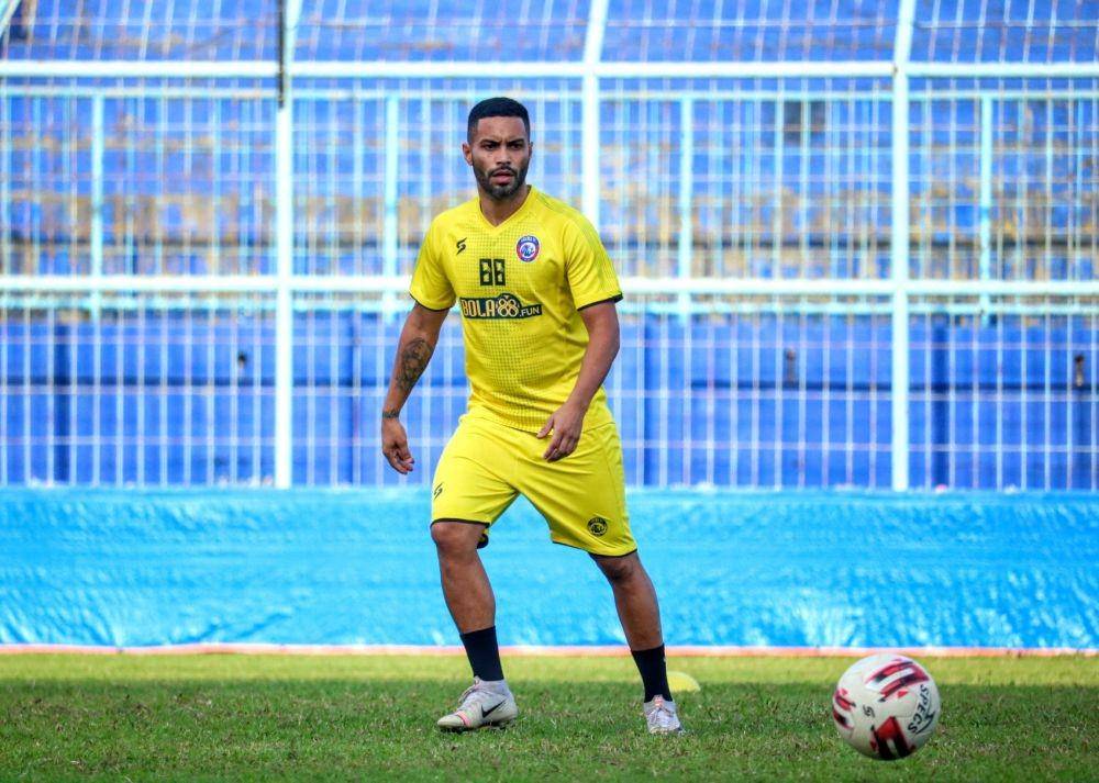 Arema FC datangkan playmaker asal Brazil, Bruno Smith untuk perkuat lini tengah. IDN Times/ Alfi Ramadana