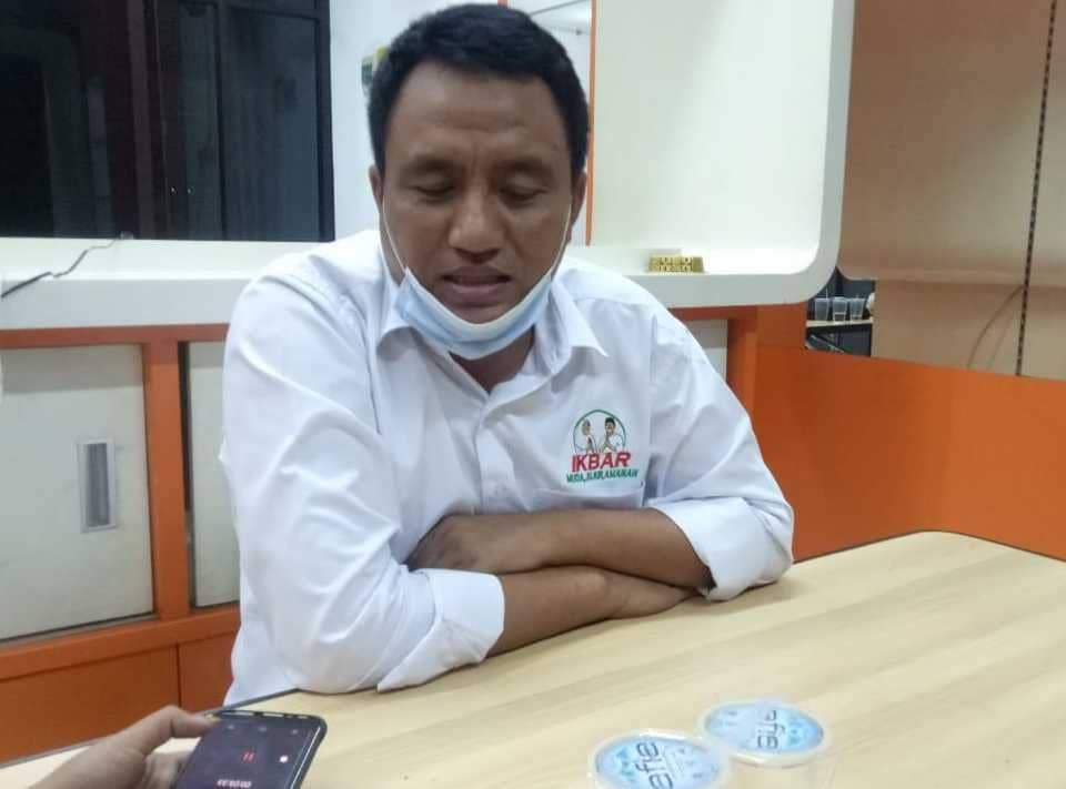 Ketua Pemenangan Paslon IkBar, Santoso. IDN Times/Zainul Ari