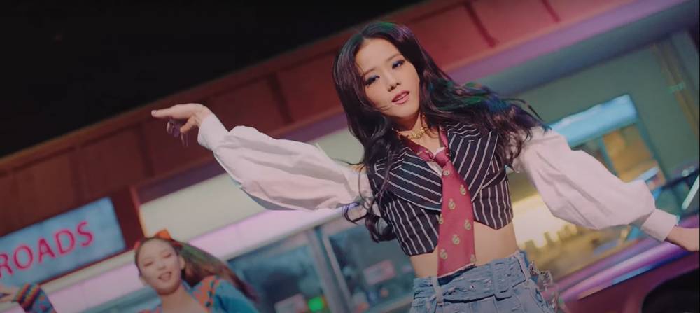 youtube.com/BLACKPINK