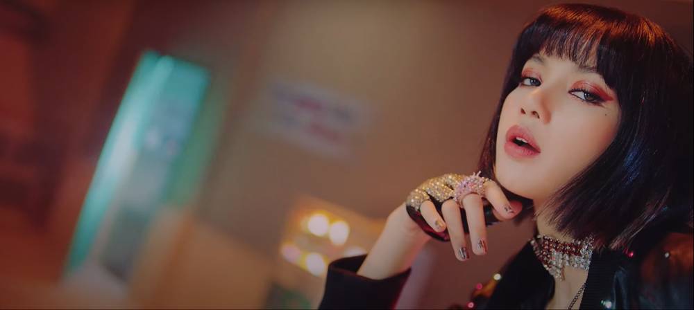 youtube.com/BLACKPINK