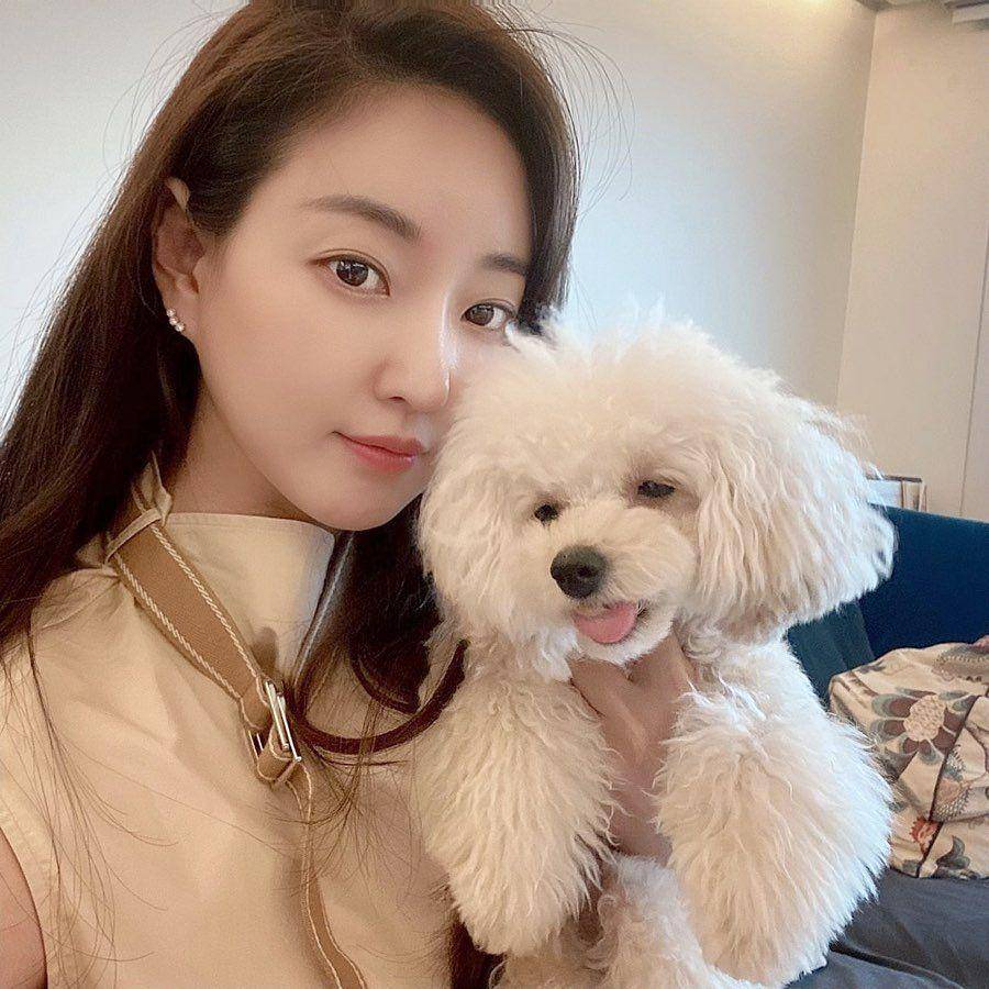 Instagram.com/sarangkim.love/