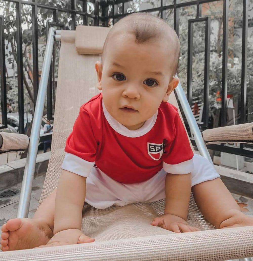 Instagram.com/edward_akbar