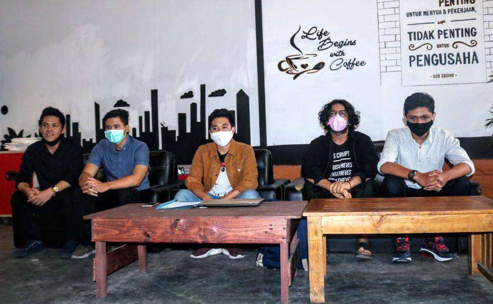 Aliansi mahasiswa Brawijaya menolak pengesahan Omnibus Law. IDN Times/ Alfi Ramadana