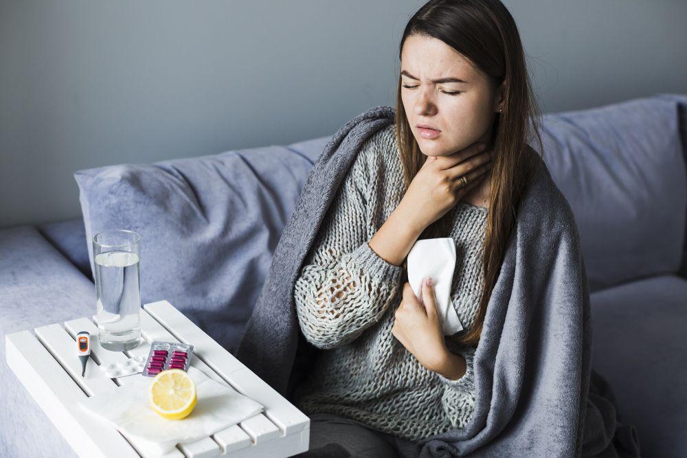 7 Cara Menghilangkan Suara Serak Tanpa Obat