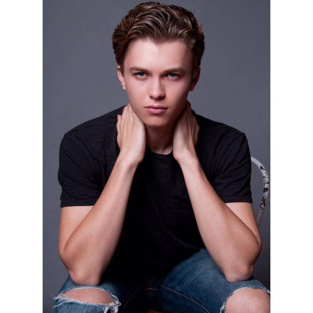 instagram.com/hopkinsjake