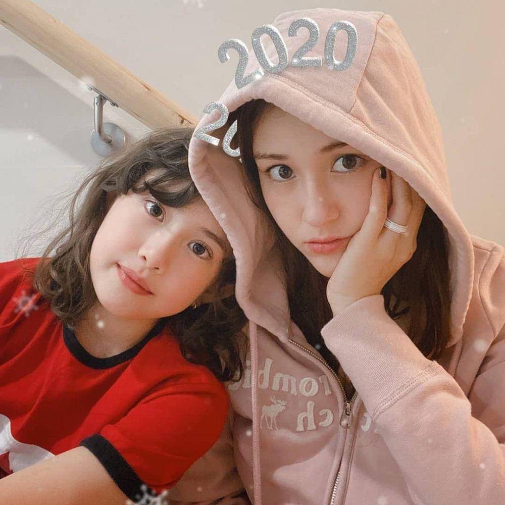 instagram.com/evelyndouma