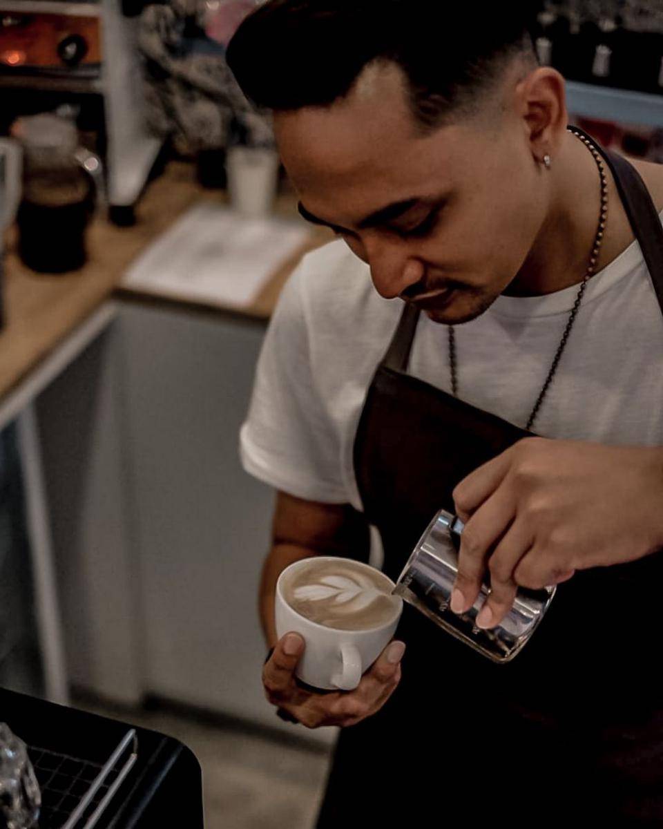 Instagram.com/panjiasaputra