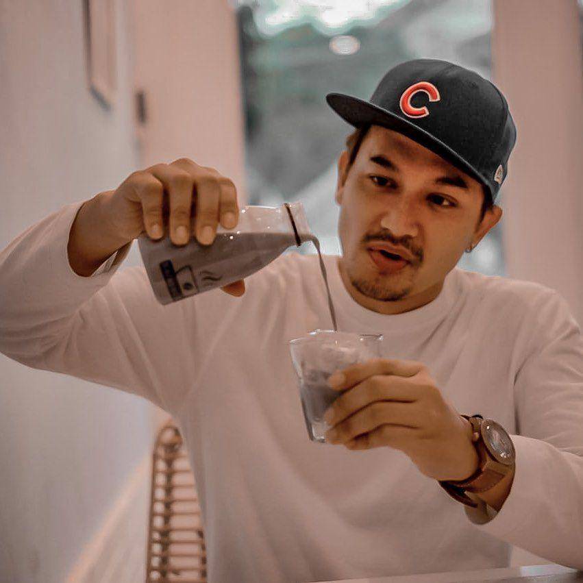 Instagram.com/panjiasaputra