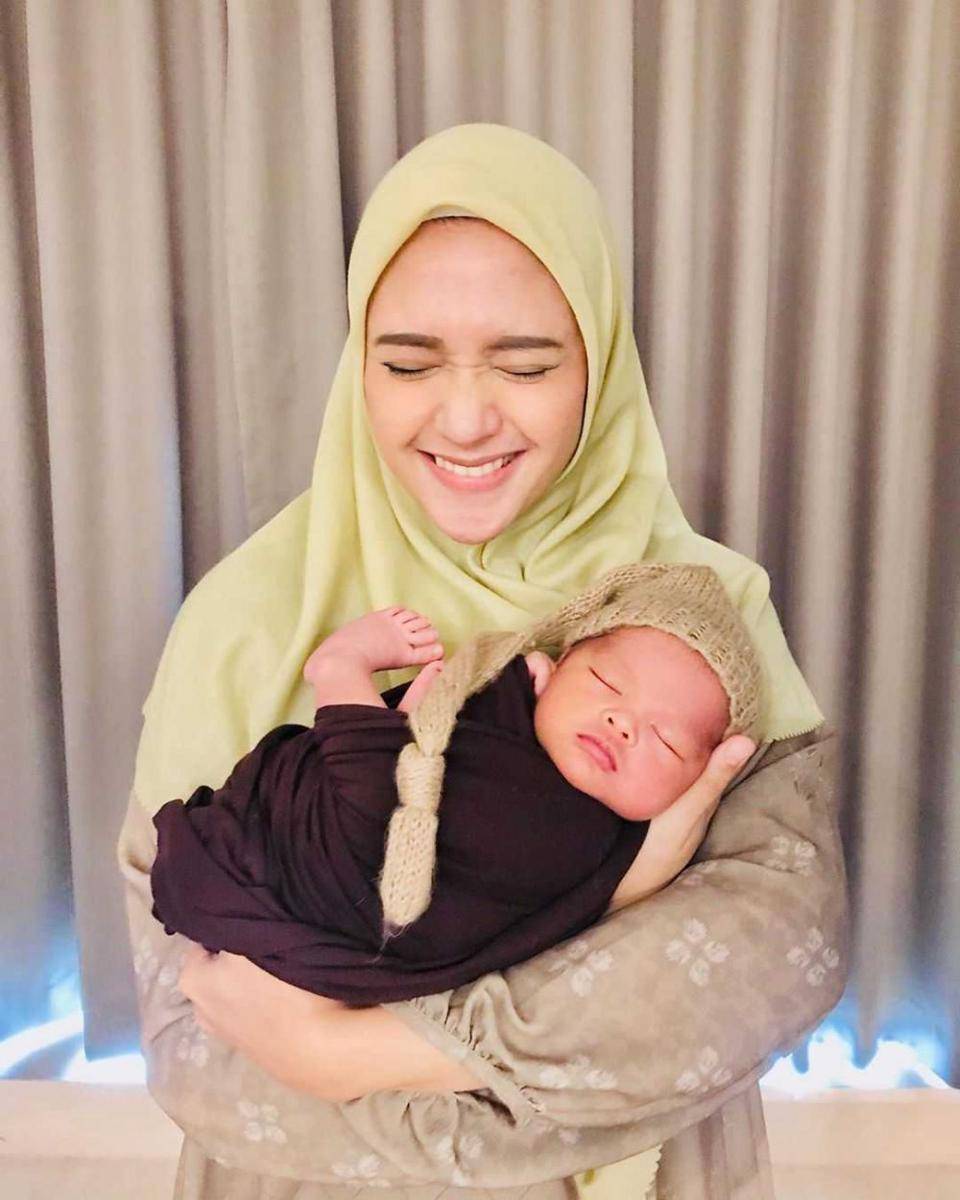 Instagram.com/adhityaputri