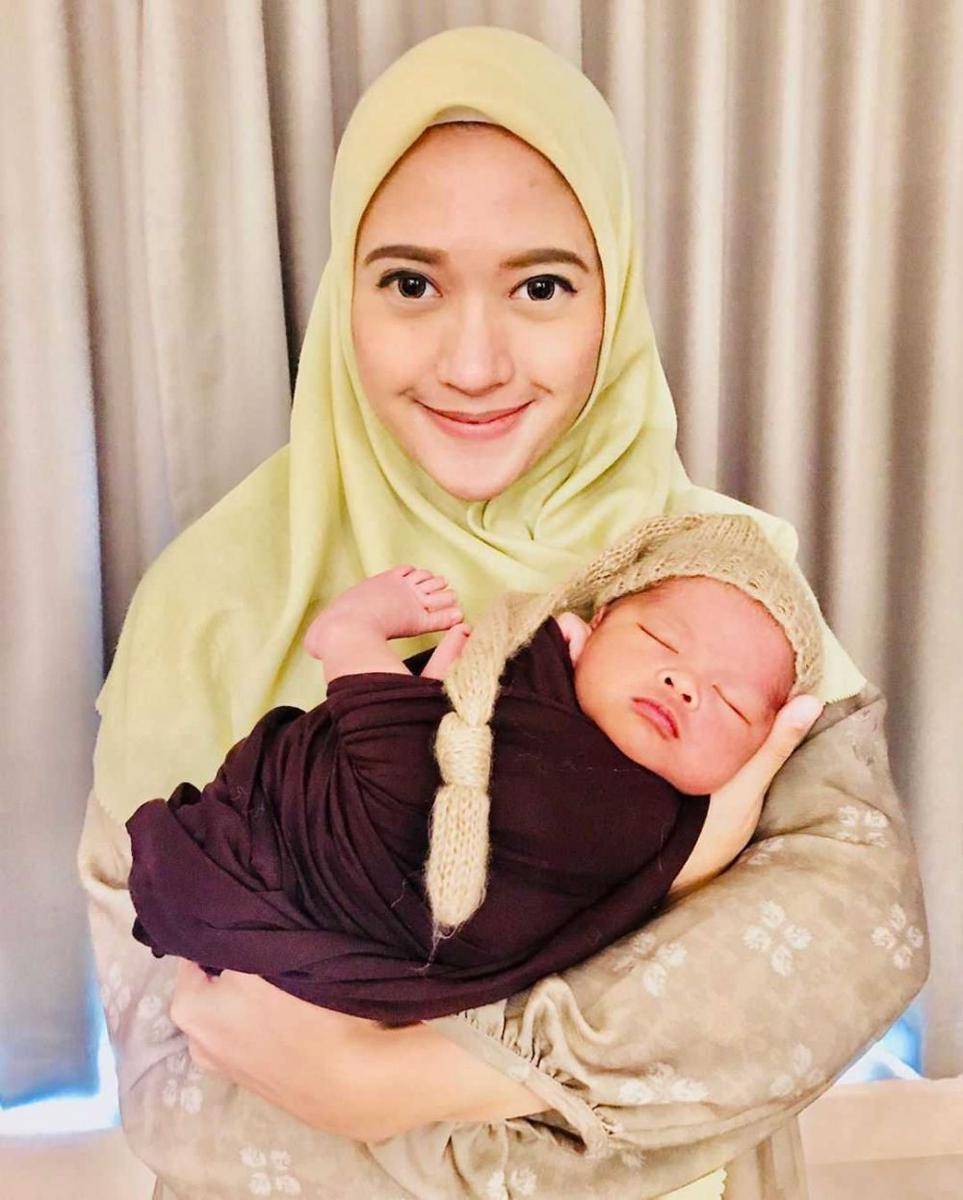 Instagram.com/adhityaputri