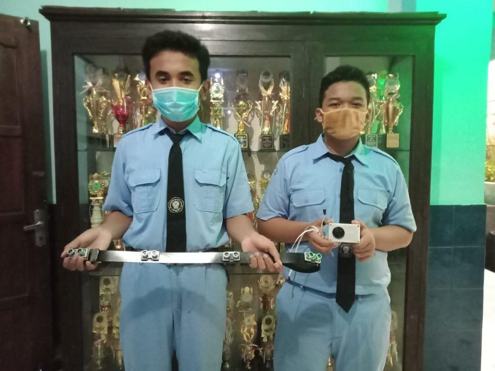 Keren! Siswa SMP di Sleman Bikin Ikat Pinggang Physical Distancing
