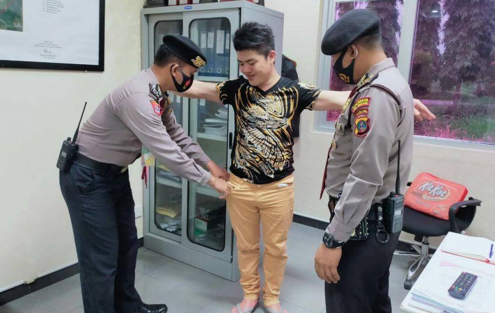 Polisi menahan Rano Karno karena terlibat narkoba. (Istimewa)
