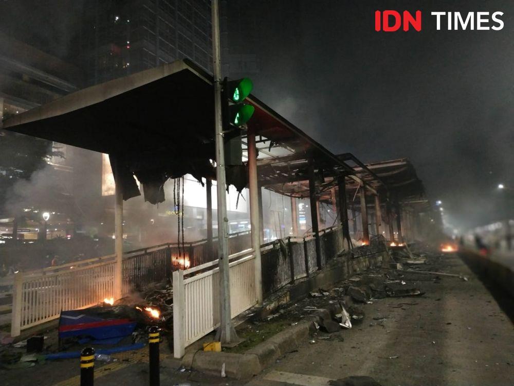 Anies: Kerugian Rp55 M Akibat 20 Halte TransJakarta Rusak Karena Demo