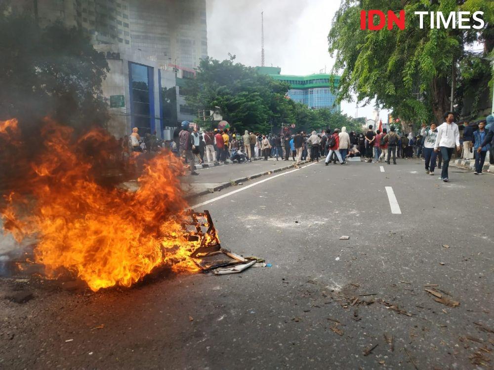 Polisi Klaim Telah Amankan 1.000 Perusuh Demo UU Cipta Kerja