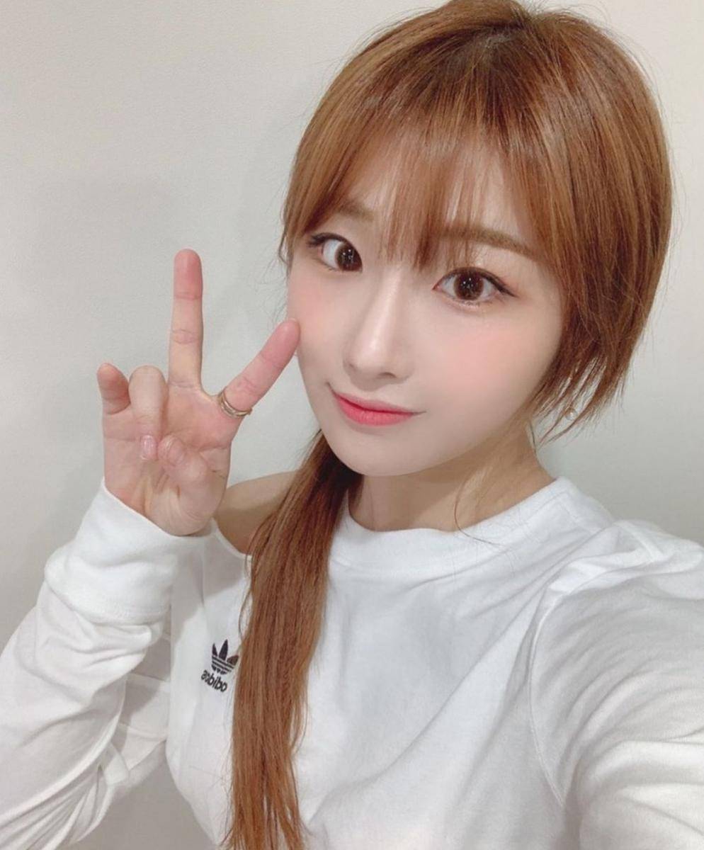 instagram.com/gwsn.official