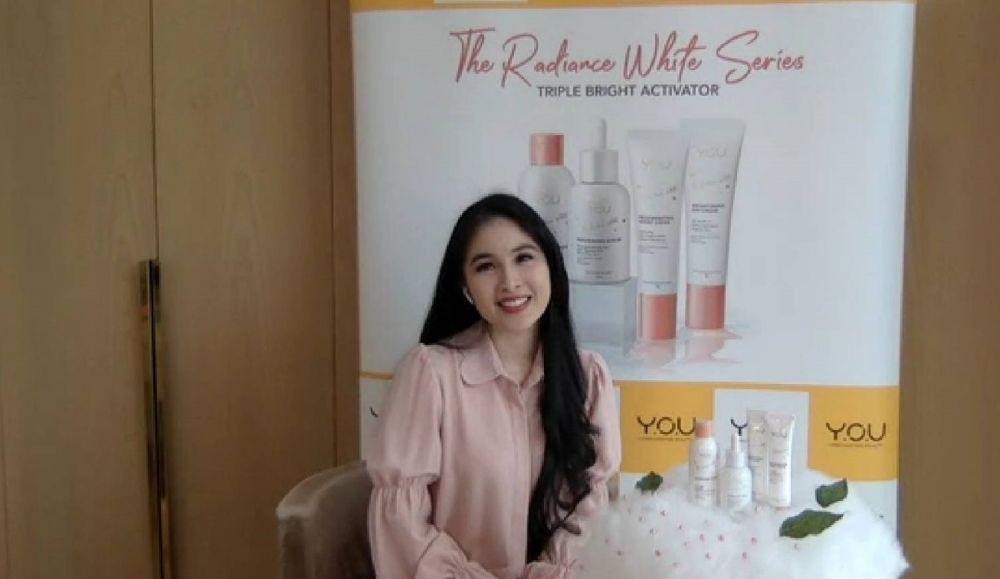 Tips Merawat Kulit ala Sandra Dewi, Biar Glowing meski di Rumah Aja!
