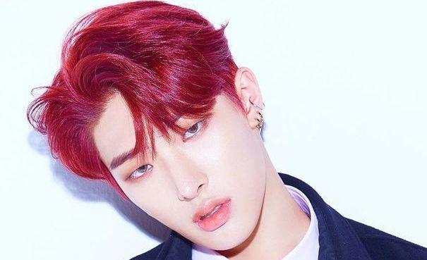 10 Potret Mingi ATEEZ dengan Kaki Jenjang, Memesona bak Model