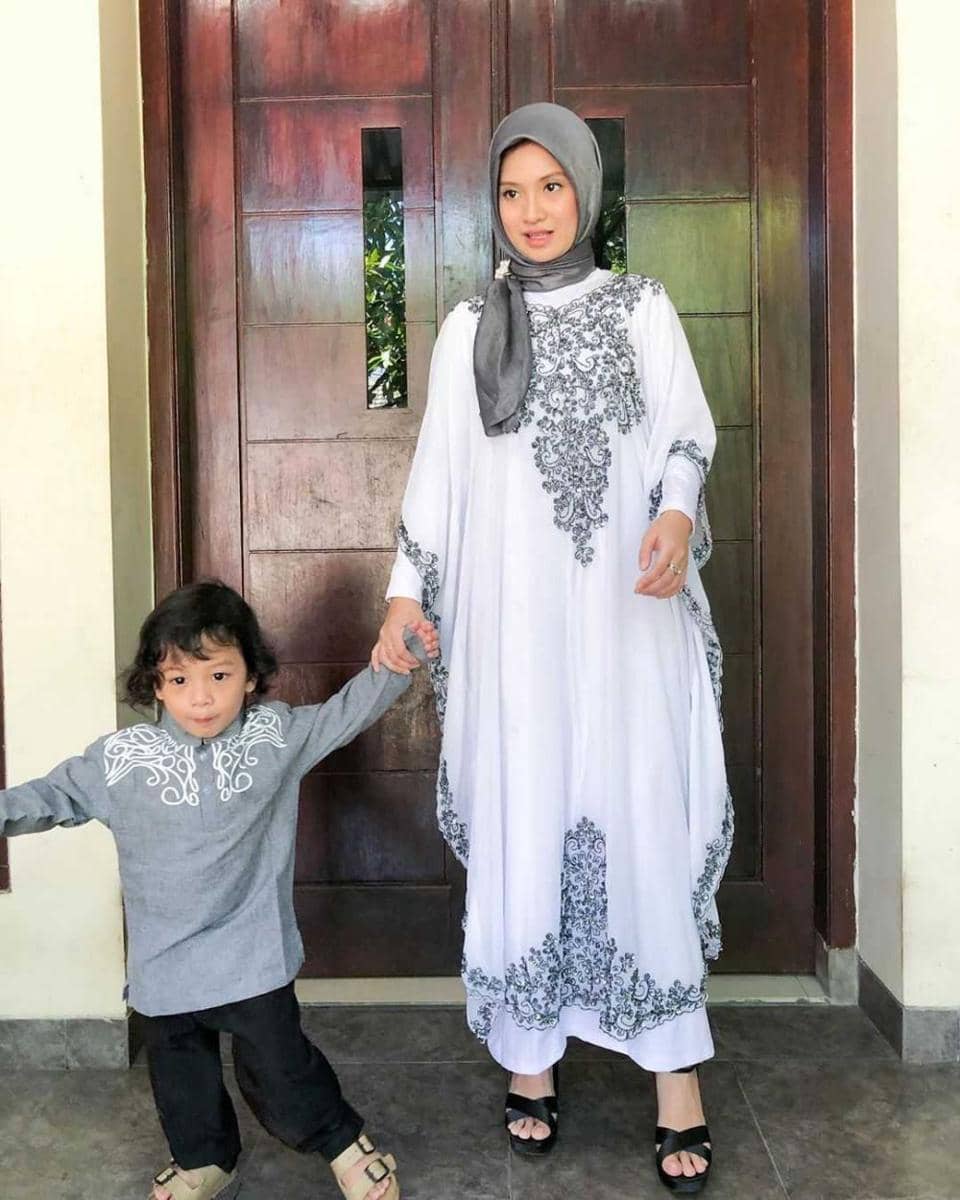 Instagram.com/vinessainez