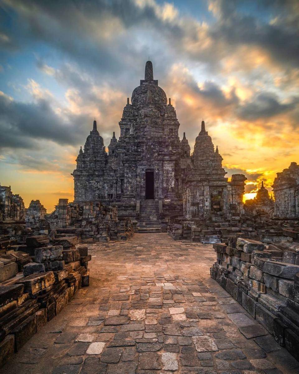 instagram.com/ariswbr