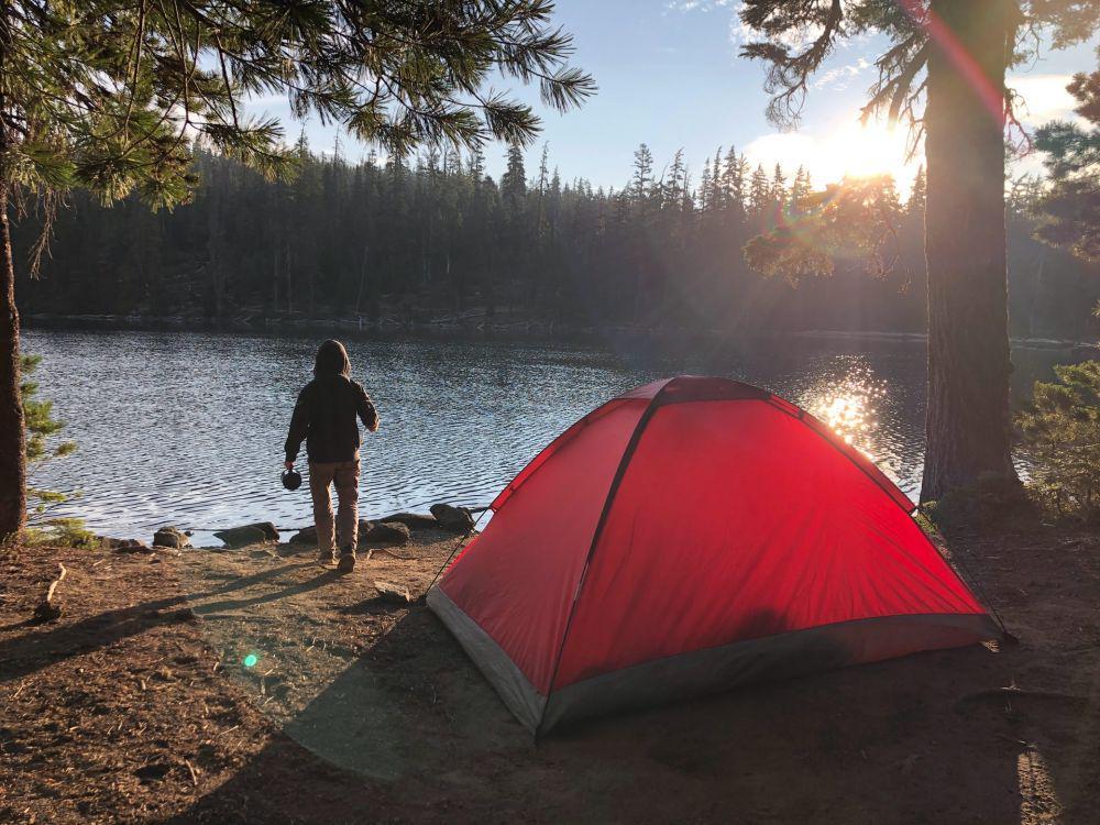 Simak! 6 Persiapan Penting buat Kamu yang Pengin Camping Pertama Kali