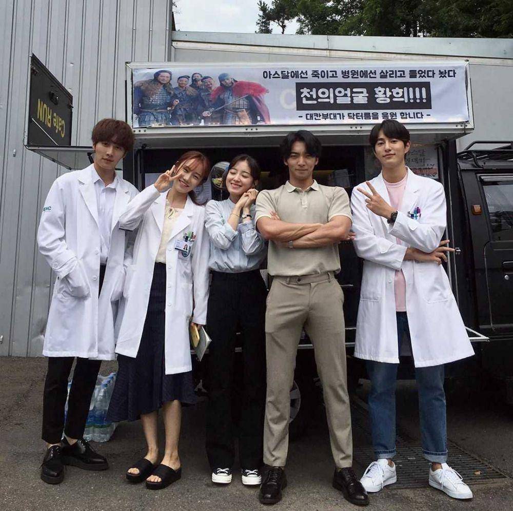 Instagram.com/hwanghee1018