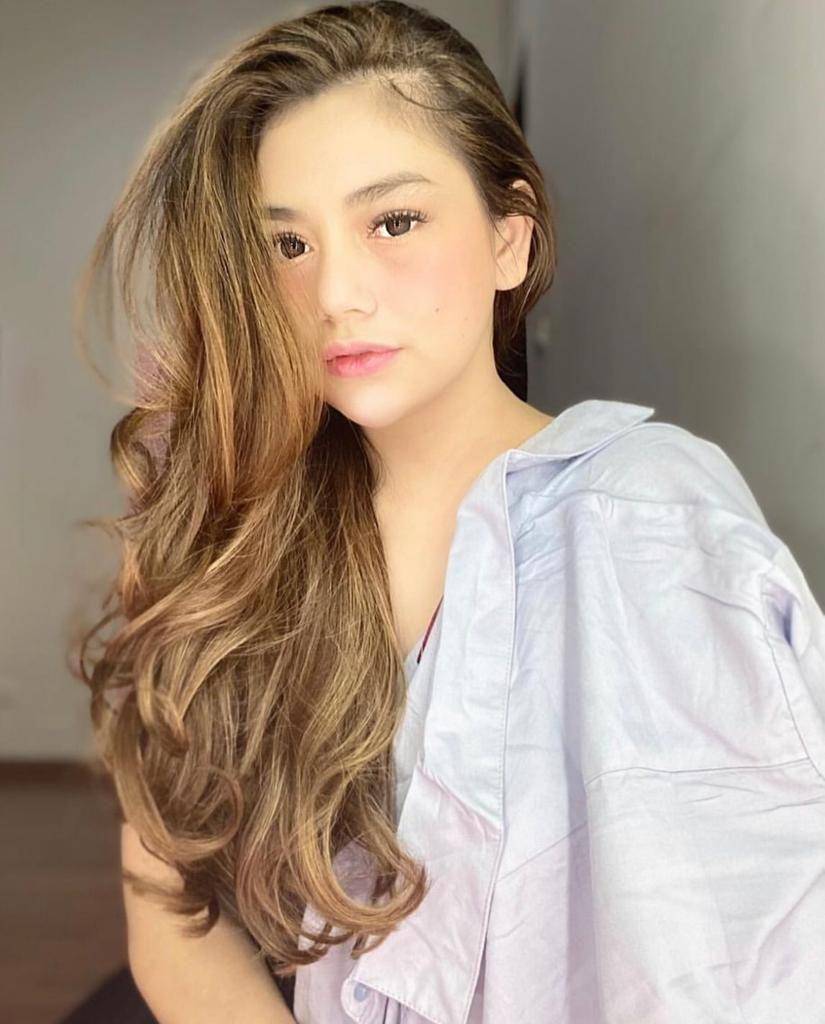 instagram.com/celine_evangelista