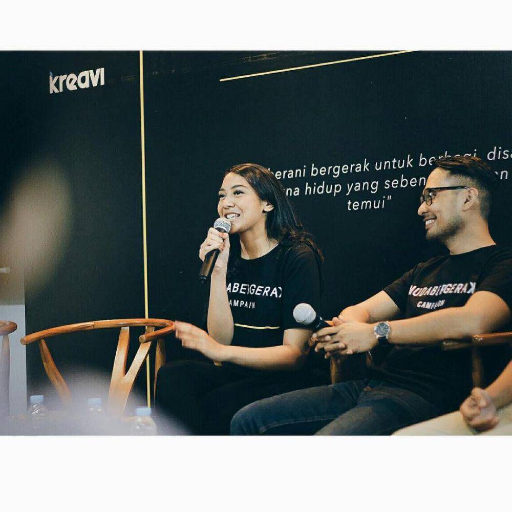 Instagram.com/putri_tanjung