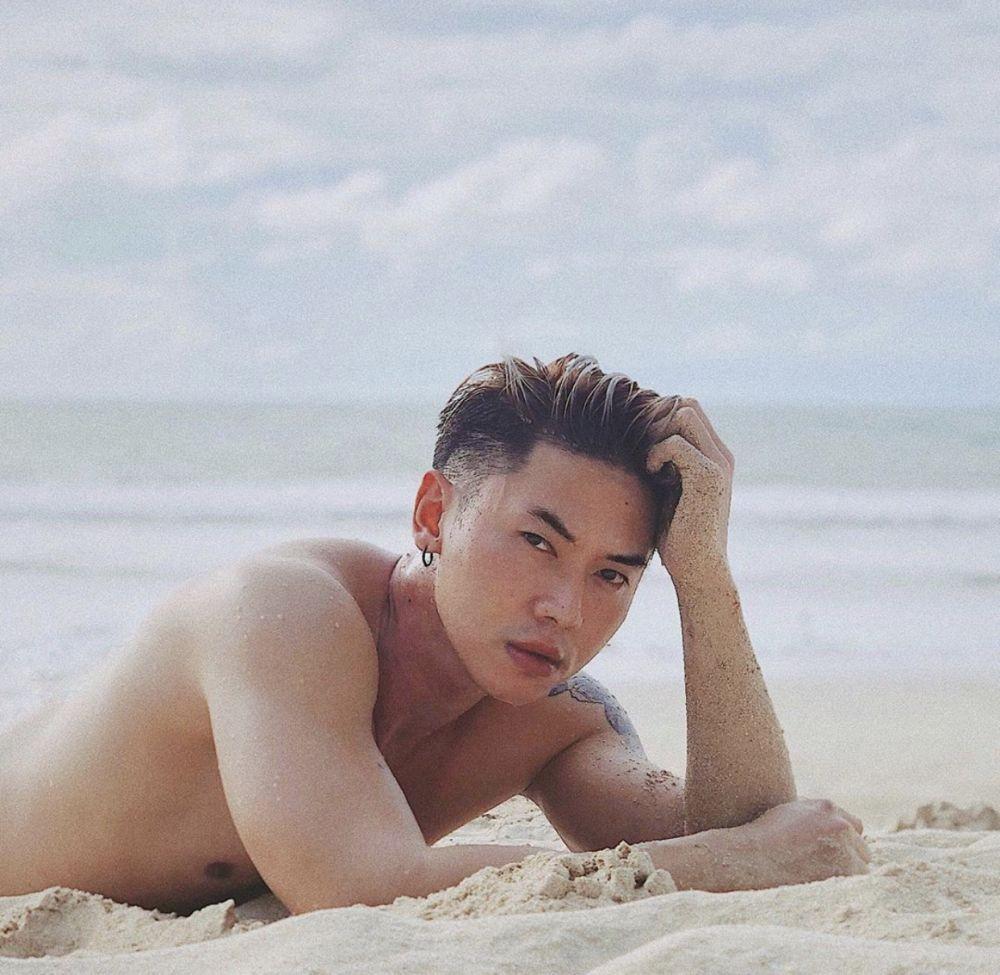 10 Potret Rafael Tan yang Semakin Berotot dan Atletis, Bikin Terpesona