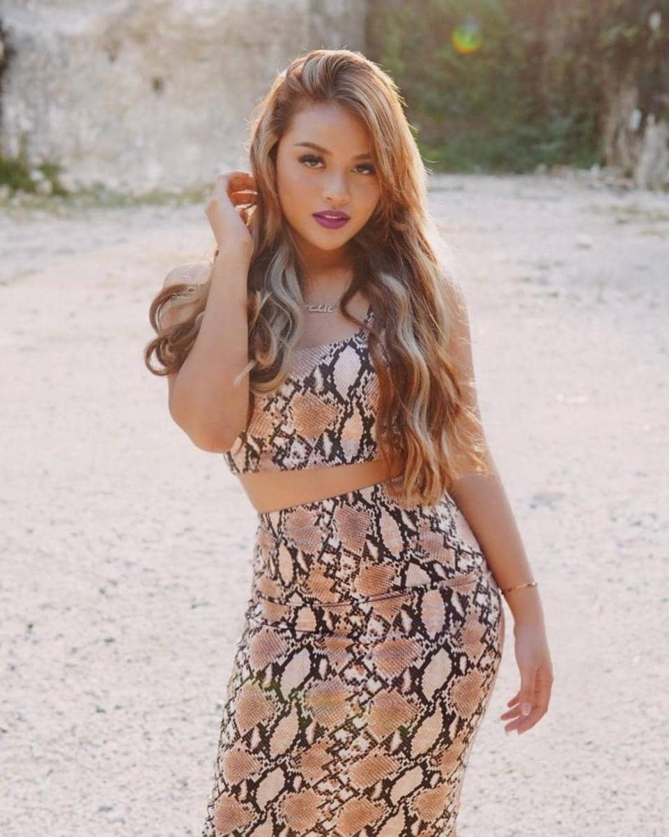 instagram.com/aurelie.hermansyah