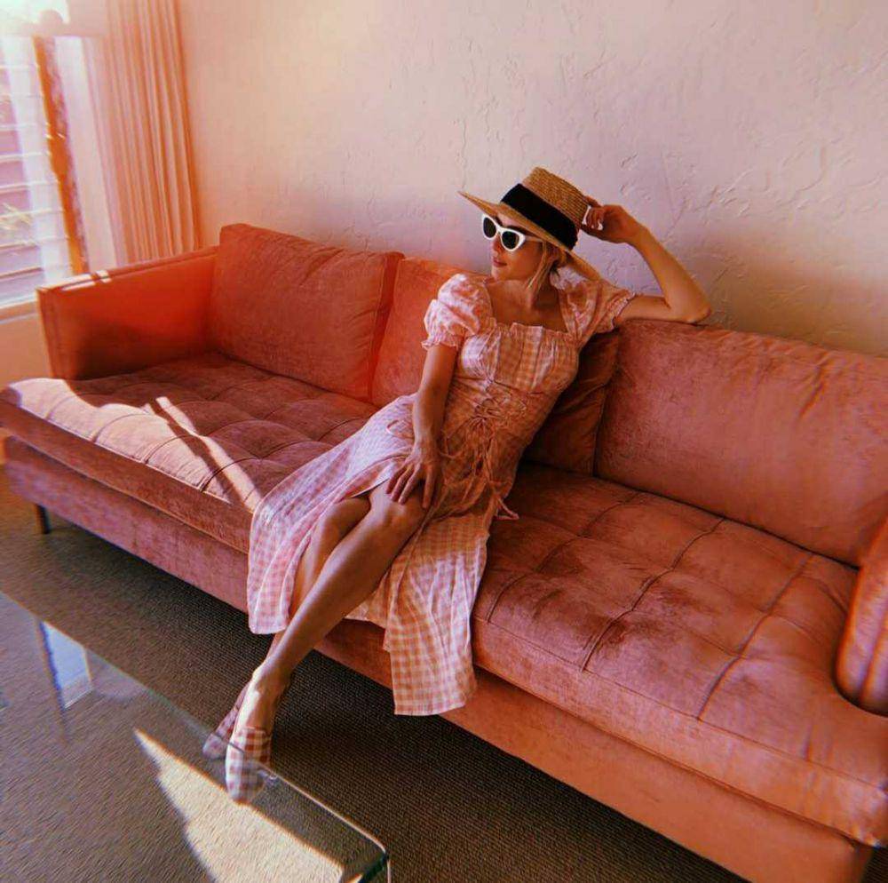 Instagram.com/emmaroberts