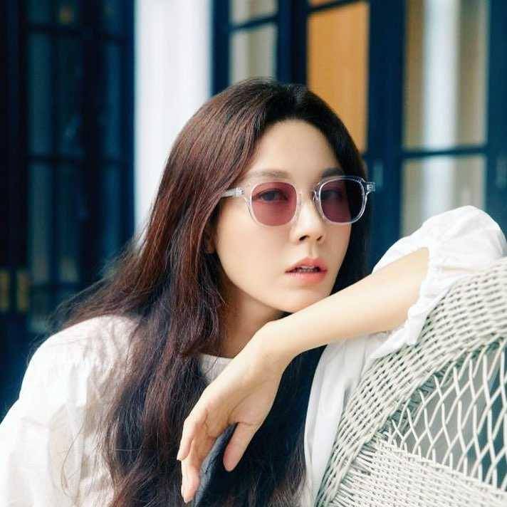 instagram.com/haneul_jin
