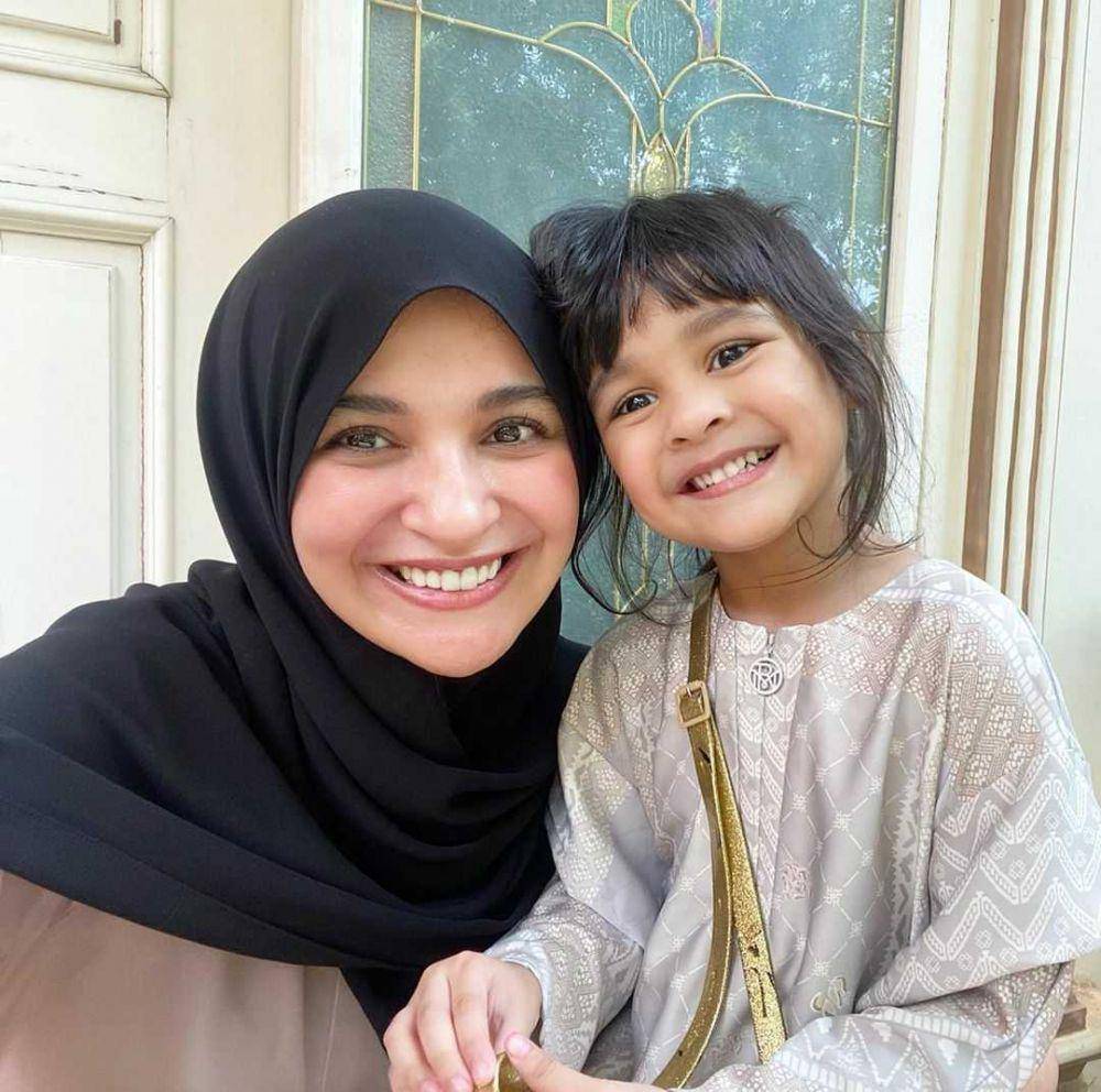 instagram.com/shireensungkar