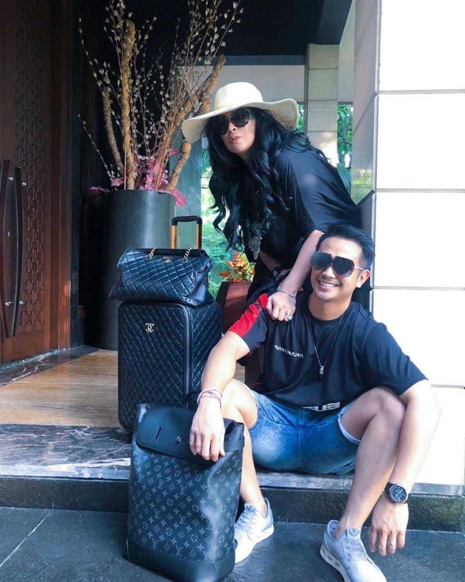 Instagram.com/ajunperwira