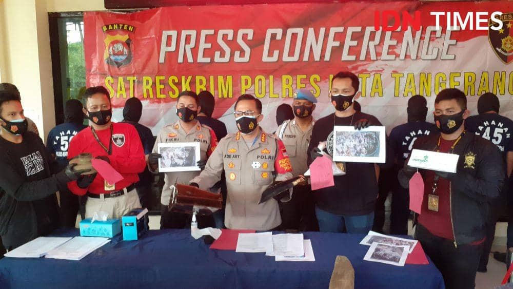 9 Anggota Ormas Jadi Tersangka Perusakan Saat Demo Tolak Omnibus Law