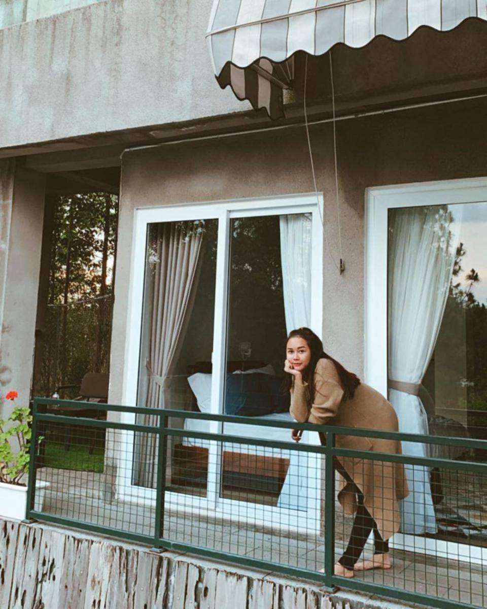 instagram.com/aurakasih