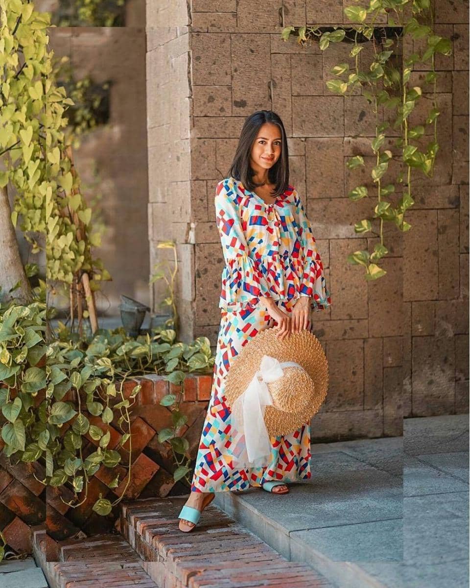 instagram/aglaartalidia