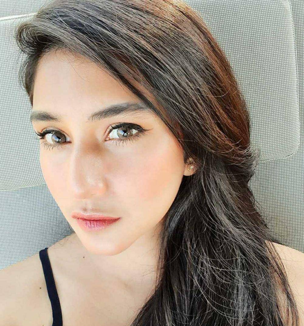 Instagram.com/bibiancaliza