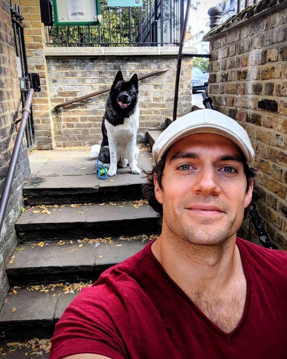 instagram.com/henrycavill/