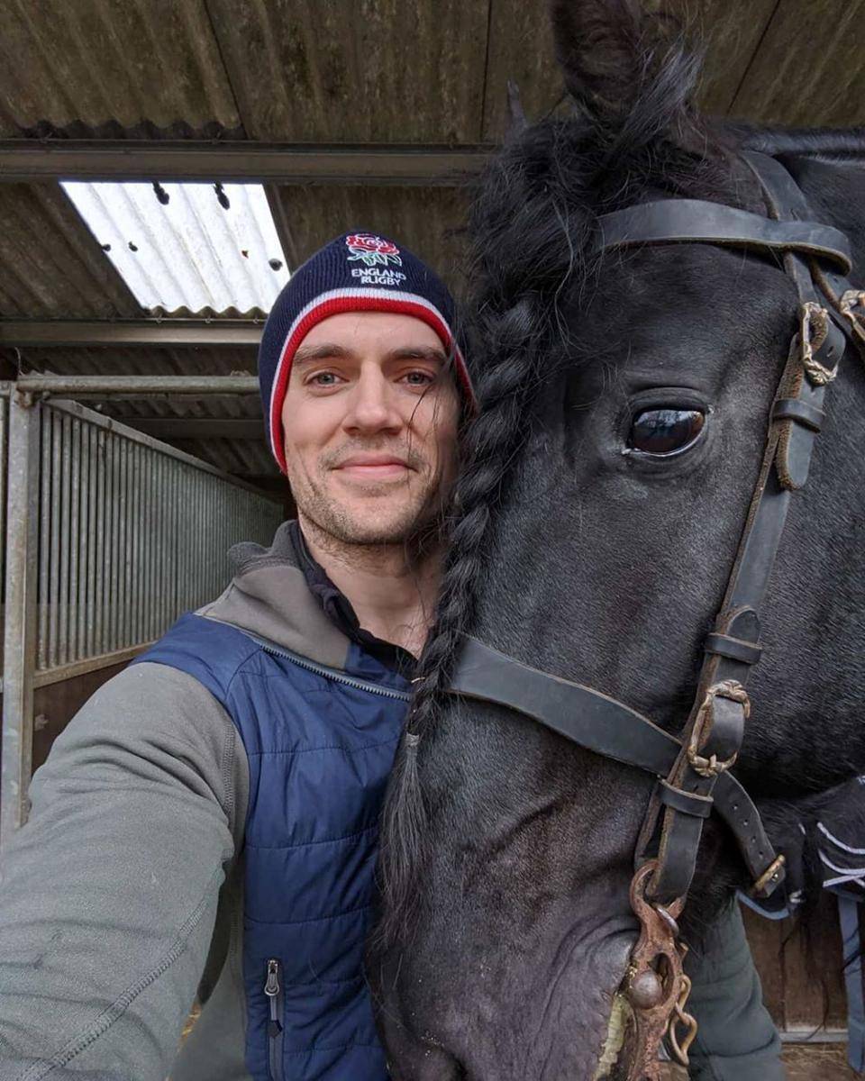 instagram.com/henrycavill/