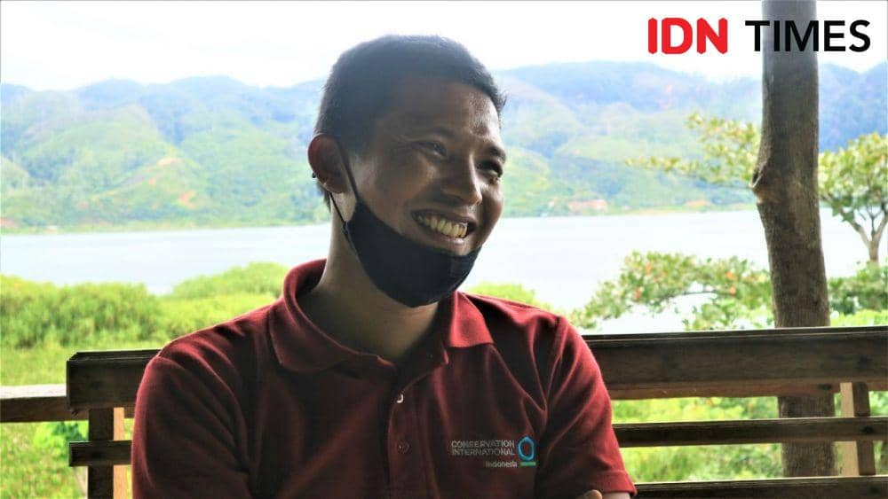 Asbron P. Limbong, Agroforestry & Livelihood Coordinator Conservation International Indonesia (IDN Times/Masdalena Napitupulu)