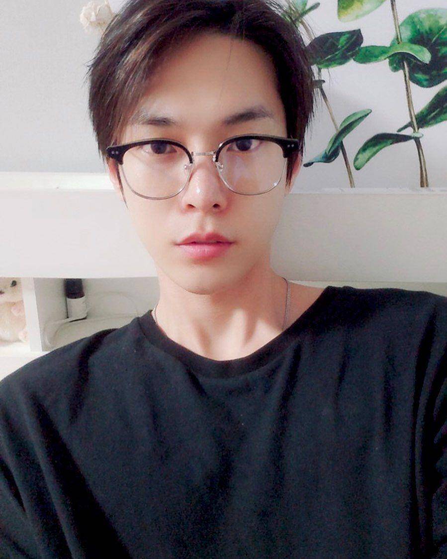 instagram.com/nct127