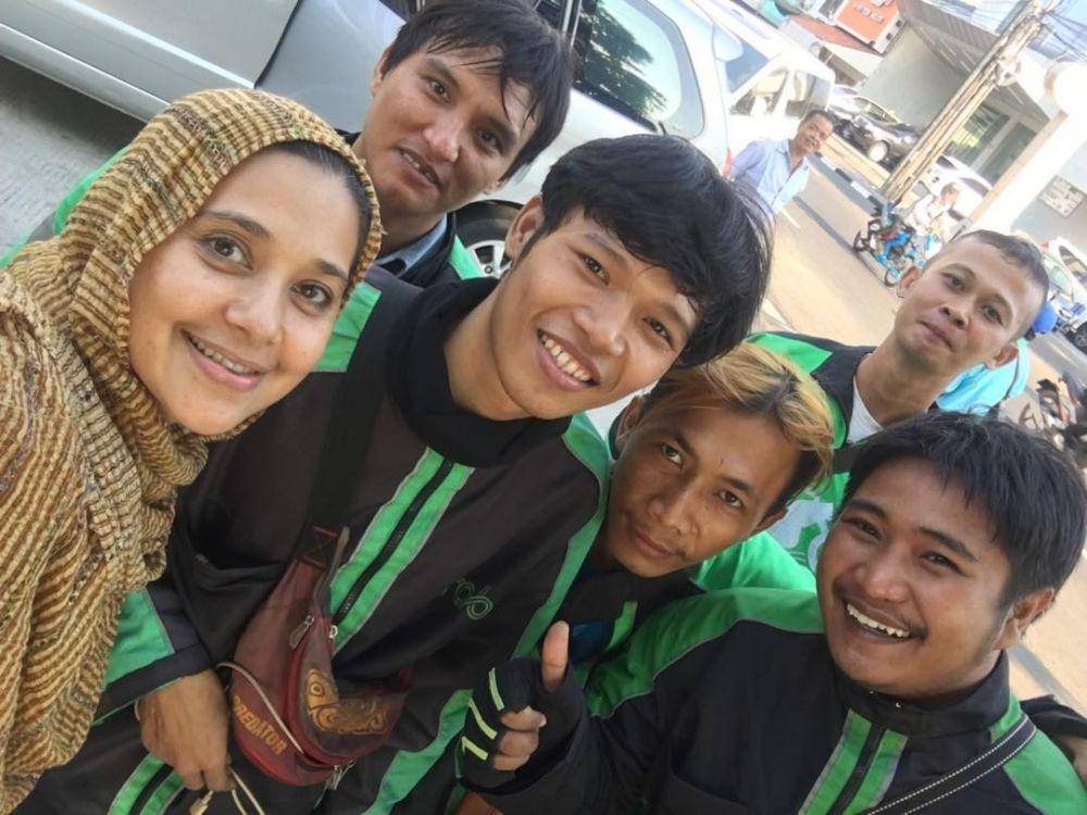 instagram.com/ayukhadijahazhari