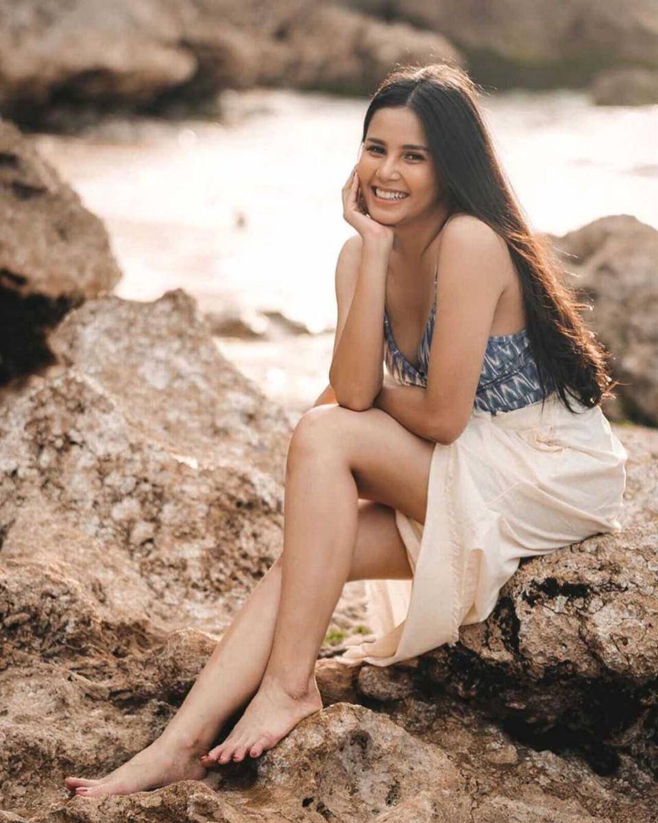 instagram.com/yunitasiregar