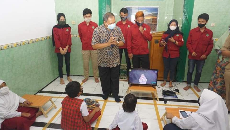 TV Bandung 132, Pengamat: Sebelum Jadi Program PJJ Harus Dikaji Dulu
