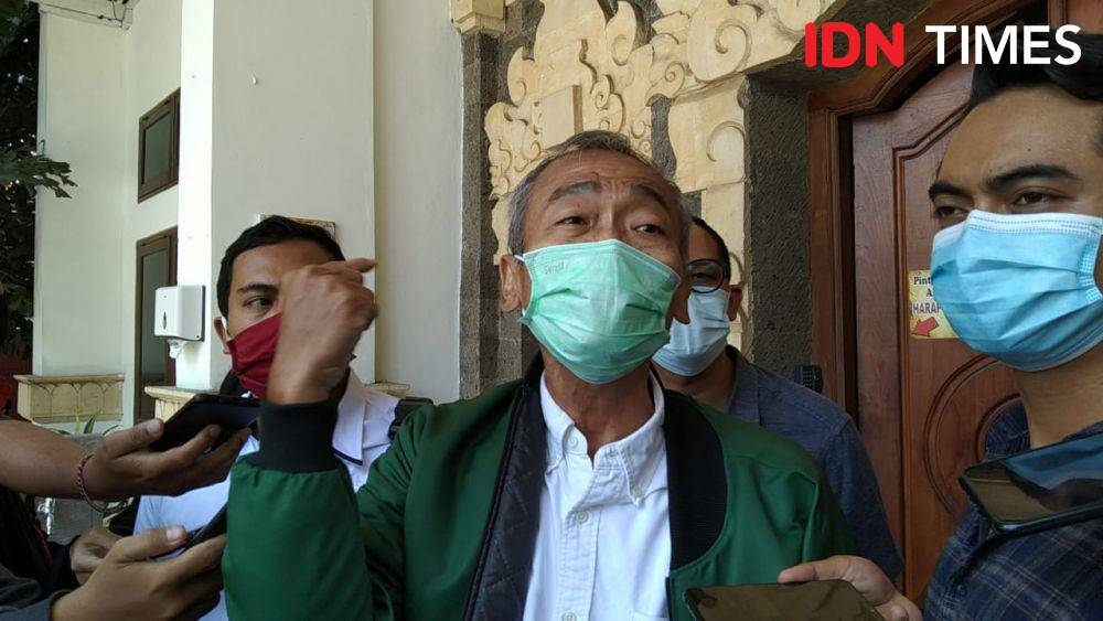 Ketua Ikatan Dokter Indonesia (IDI) Bali, dr I Gede Putra Suteja. (IDN Times/Ayu Afria)
