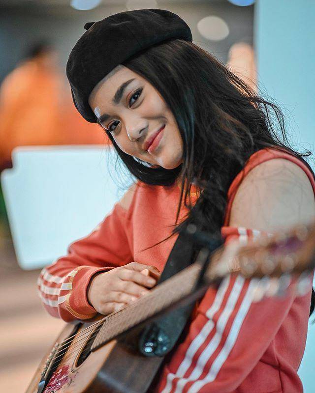 Instagram.com/sherylsheinafia
