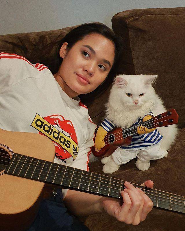 Instagram.com/sherylsheinafia