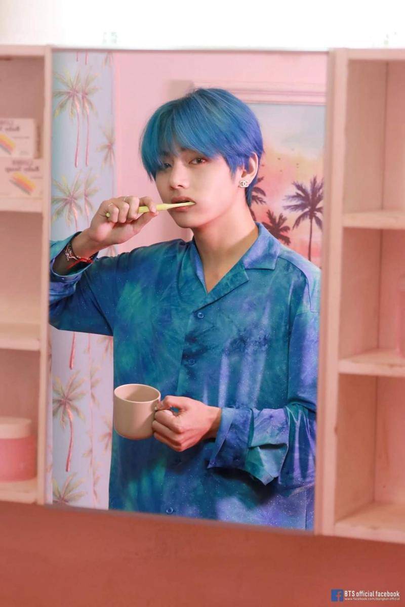 facebook.com/bangtan.official